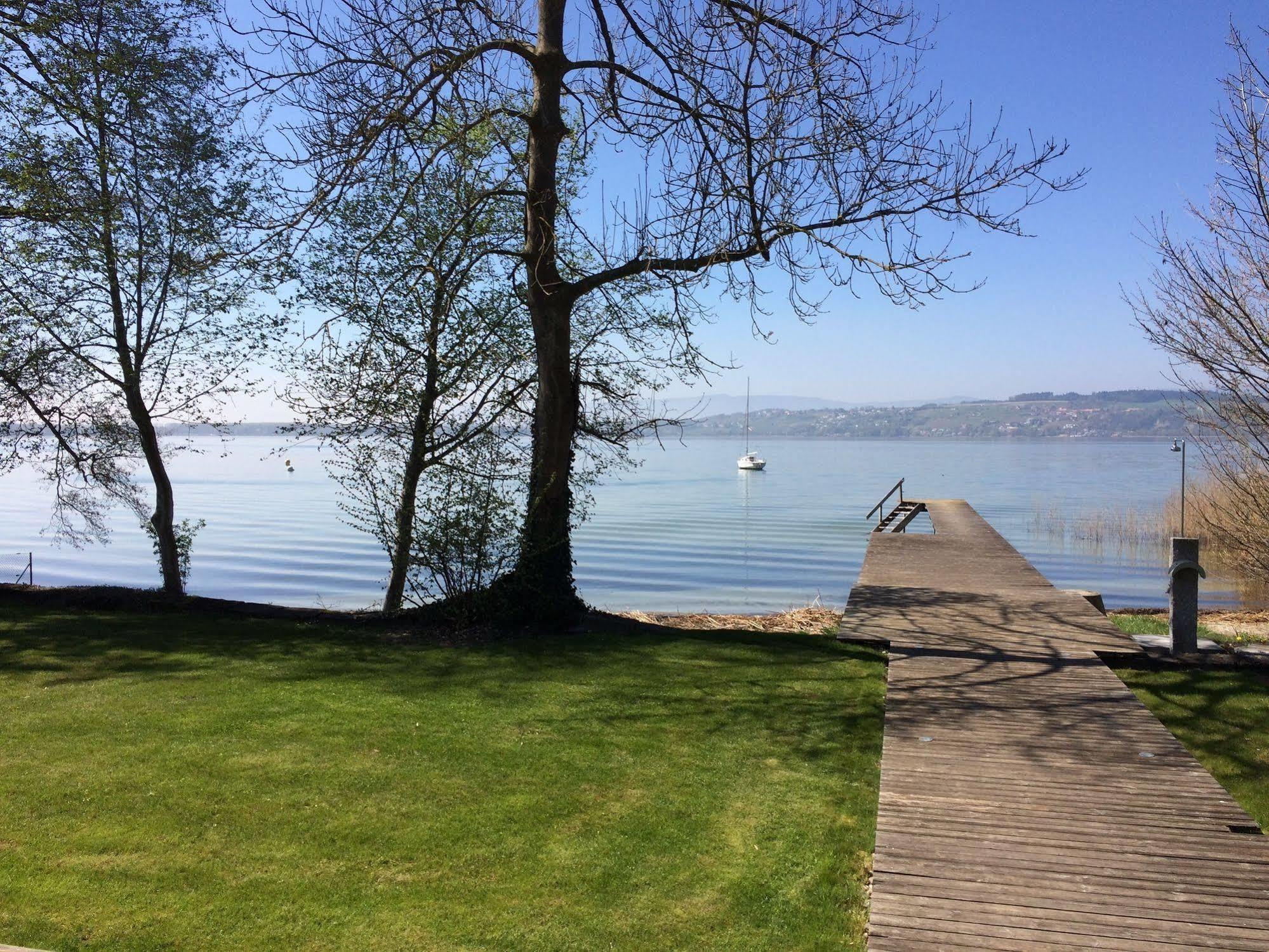 Morat Gaste Zimmer Exteriör bild